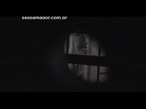 ❤️ Blondie é gravada en segredo por un voyeur do barrio escondido detrás de ladrillos ocos ️❌ Vídeo anal en % gl.pornburst.ru %
